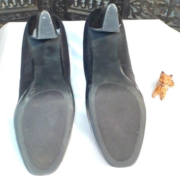 Women's Naturalizer Black Pumps Size 10 - Picture 3 of 8